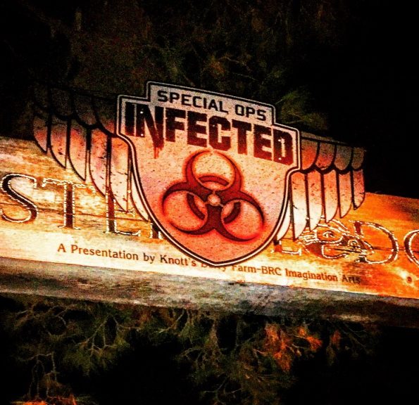 Entrance to Infected maze Knott's Scary Farm